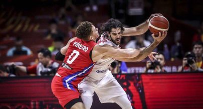 کشف بسته مشکوک و تخلیه سالن برگزاری دیدار تیم‌های ایران و تونس