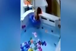 سهل‌انگاری مادر جوان فاجعه آفرید + فیلم