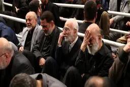 کدام چهره‌های سیاسی در مراسم عزاداری شب عاشورای بیت رهبری حضور داشتند؟
