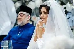 جدایی پادشاه مالزی از ملکه زیبایی مسکو