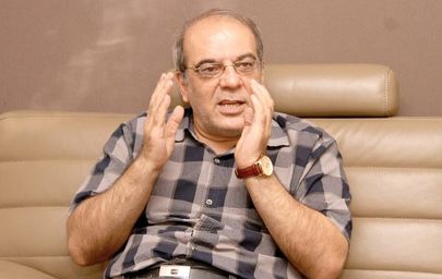 تحلیل عباس عبدی از ماجرای مرگ &#8220;دختر آبی&#8221;