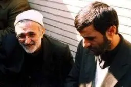 وقتی حاج منصور ارضی، احمدی‌نژاد را به جایگاه شخصیت‌های مسجد ارک راه نداد + فیلم