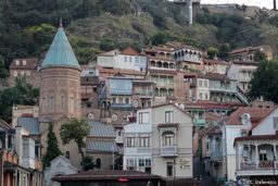 به گرگستان نروید!