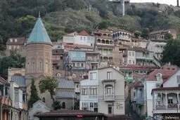 به گرگستان نروید!