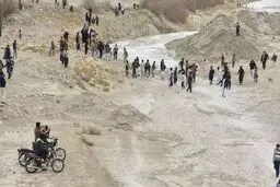 هامونی‌ها در انتظار یک قطره آب