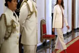 زیباسازی کاخ سفید توسط ملانیا ترامپ + تصاویر