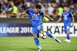 مهاجم جوان، سوپرایز استقلالی‌ها در دربی