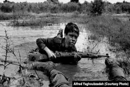 فیلمی از کودکان اسیر ایرانی در زندان‌های عراق