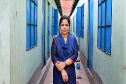 پشت‌پرده تکان‌دهنده فعالیت زنان در کارخانه‌های مشهورترین برندهای لباس / یک قربانی فاش کرد! + تصاویر