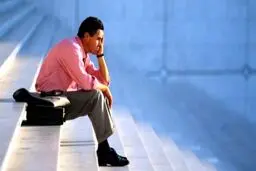 فوق لیسانس‌ها پیک موتوری می‌شوند!