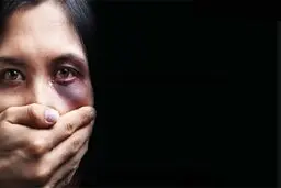 تصاویر تلخ از کتک زدن وحشیانه یک دختر نوجوان+فیلم