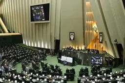 یک بام و دو هوا در برخورد با نمایندگان