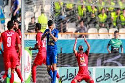 علی کریمی خودش را در خانه حبس کرد!