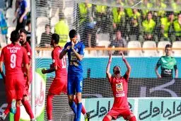 علی کریمی خودش را در خانه حبس کرد!