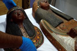 باز کردن تابوت مومیایی زن و شوهر با قدمت ۳۴۰۰ سال + تصاویر