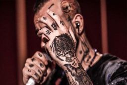 من از «تتلو»‌ها می‌ترسم