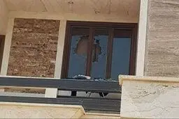 گلوله بستن خانه کشتی گیر سرشناس در گچساران + عکس