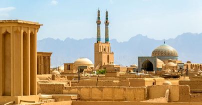 قدیمی‌ترین خودروی ایران در خانه یک یزدی است