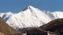 صعود دختر ۱۶ ساله استرالیایی به قله ۸۲۰۱ متری چوآیو+عکس