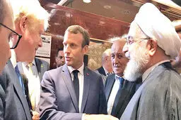روحانی تلفن ترامپ را جواب نداد