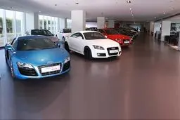 مانعی که نمی‌گذارد همه ایرانیان ماشین خارجی سوار شوند