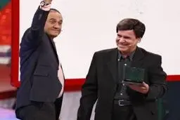 عذرخواهی علیفر از بینندگان تلویزیون / هیچ جا نمی‌روم و در کشورم می‌مانم