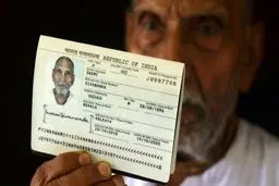 این پیرمرد پیرترین فرد در جهان است؟! + تصاویر