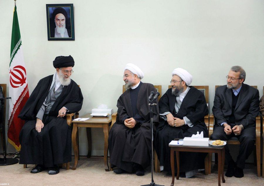جلسه اقتصادی رهبر انقلاب با سران قوا