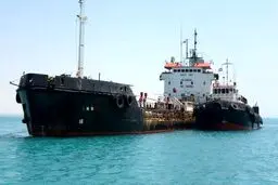 توقیف شناور حامل سوخت قاچاق در آب‌های آبادان