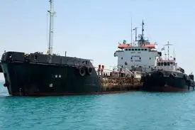 توقیف شناور حامل سوخت قاچاق در آب‌های آبادان