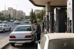 نماینده مجلس: مصرف بالای خودروهای داخلی، بنزین کشور را می‌بلعد