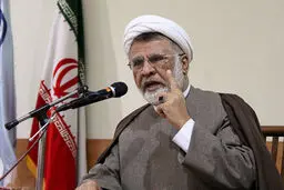 بی‌حجابی ظلم و تجاوز به حقوق مردم نیست. ظلم واقعی، رانت‌های چند صد و چند هزار میلیاردی، گرفتن وام‌های کلان با رابطه، به فقر کشاندن مردم و تاراج بیت‌المال است. ممکن است خداوند به خاطر این ظلم‌ها خشم خود را نشان دهد.
