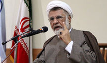 بی‌حجابی ظلم و تجاوز به حقوق مردم نیست. ظلم واقعی، رانت‌های چند صد و چند هزار میلیاردی، گرفتن وام‌های کلان با رابطه، به فقر کشاندن مردم و تاراج بیت‌المال است. ممکن است خداوند به خاطر این ظلم‌ها خشم خود را نشان دهد.
