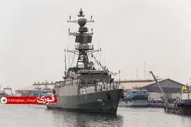 ناوشکن دنا در بندر ویشاخاپاتنام هند پهلو گرفت