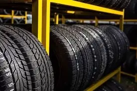 توزیع روغن و لاستیک با نرخ دولتی برای کامیون‌داران 