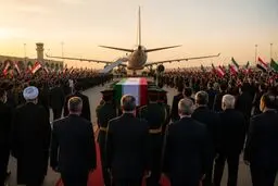 پیکر مطهر رهبر شهید وارد نجف شد/استقبال پزشکیان، نخست‌وزیر عراق و مردم در فرودگاه+ویدیو