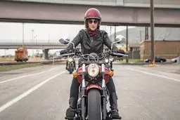 آخرین اخبار از صدور گواهینامه موتورسیکلت برای بانوان