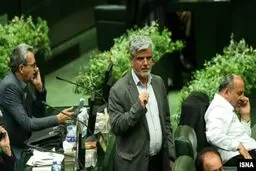 حاشیه‌های امروز پارلمان؛ ماجرای دنباله‌دار استعفای نمایندگان مجلس/ وقتی «محمود صادقی» غیرتی می‌شود
