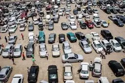 قیمت روز خودرو یکشنبه ۲۴ آذر؛ ریزش قیمت خودروهای سایپا و ایران خودرو شتاب گرفت
