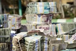 مبلغ «بسته معیشتی» تنها به حساب بانکی سرپرستان خانوار واریز می‌شود