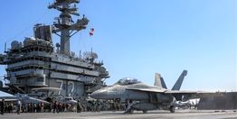 ناو آبراهام لینکلن پس از ماه‌ها خاورمیانه را ترک کرد