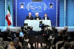 روحانی در دیدار صمیمی با ایرانیان مقیم مالزی: تحریم یک مسیر باخت-باخت است/ تحریم نمی‌تواند ادامه یابد و آمریکایی‌ها ناچارند از این مسیر برگردند