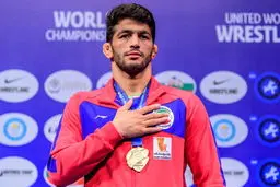 شوک به کشتی ایران/ مینیسک حسن یزدانی پاره شد