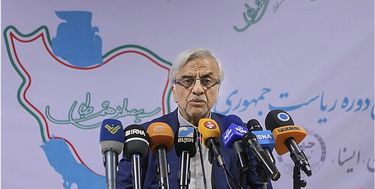 هاشمی‌طبا: پیشنهاد استعفا «پوست خربزه» انداختن زیر پای روحانی است