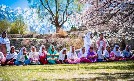 مردم عجیبی که هفتاد سالگی برایشان جوانی است! + تصاویر