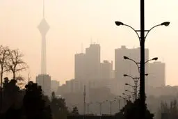 مدرسه‌ها تعطیل شد نیروگاه‌های آلوده نه