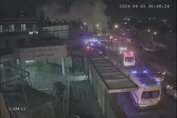 انتشار تصاویر دوربین‌های مداربسته از لحظات اولیه حمله در نزدیکی بیمارستان سوانح سوختگی شهید مطهری
