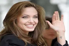 دیدگاه جالب آنجلینا جولی درباره زنان قدرتمند