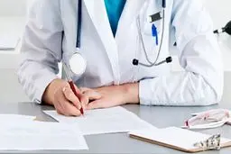 حرف‌های یک پزشک درباره تردید مردم به نسخه پزشکان