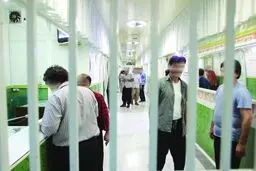 مجازات‌هایی که میانبرِ رهایی از زندان می‌شوند / از خرید گوشت برای خانواده‌های کم بضاعت تا گچکاری مدارسِ در حال تخریب